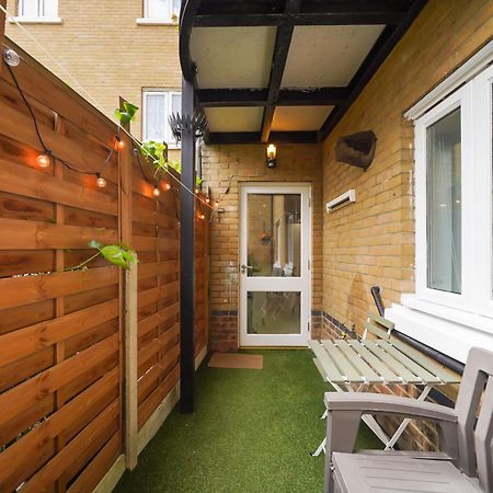 A Beautiful Stylish 2 Bedroom Apartment -City Of London Londres Exterior foto