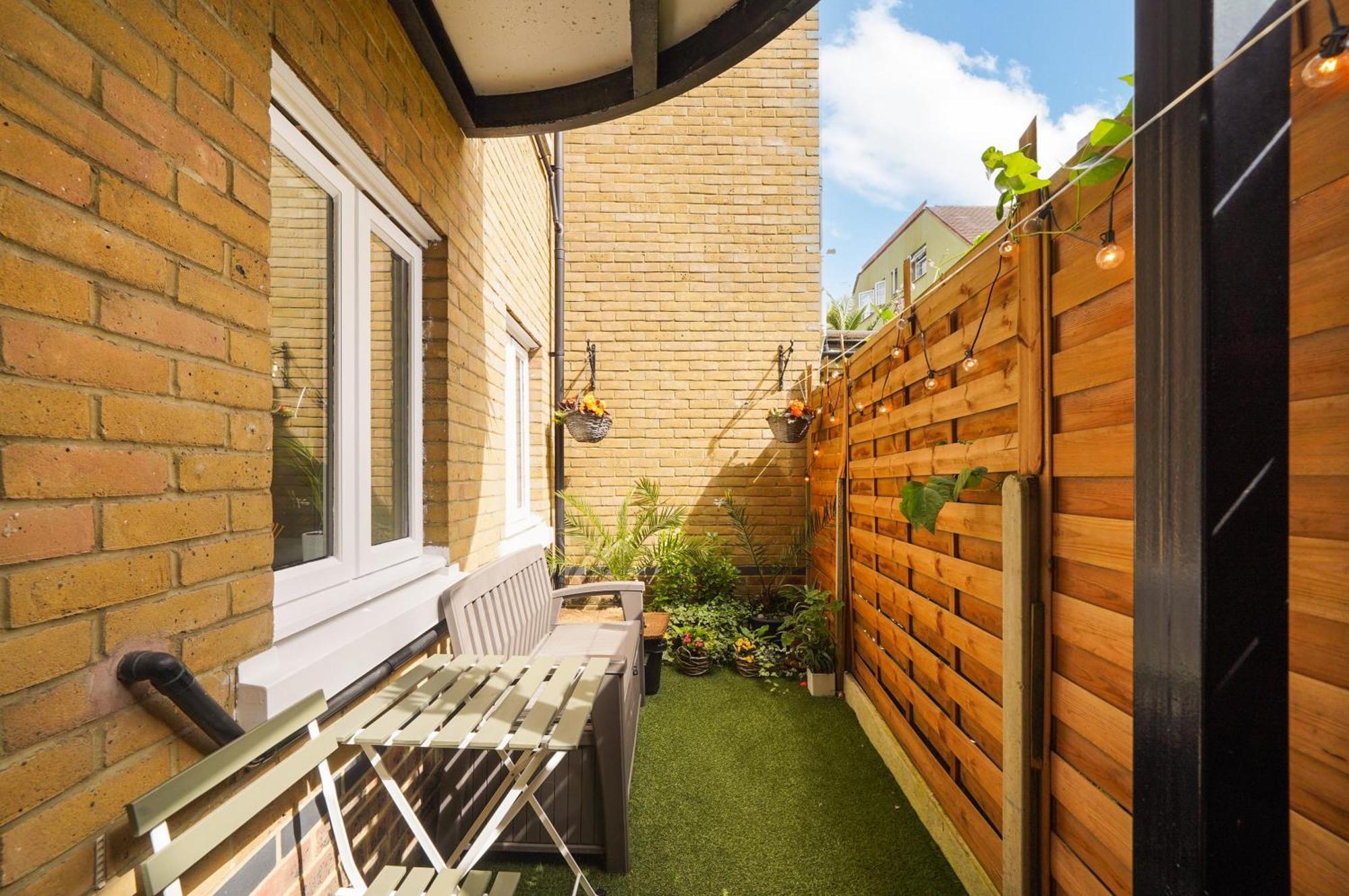 A Beautiful Stylish 2 Bedroom Apartment -City Of London Londres Exterior foto